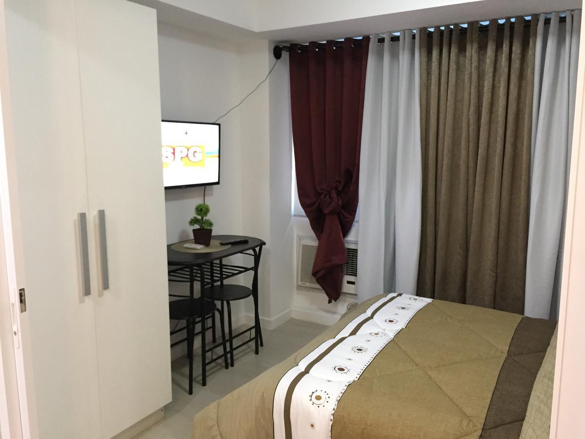 Azure Urban Resort Res. Paranaque City Bagian luar foto