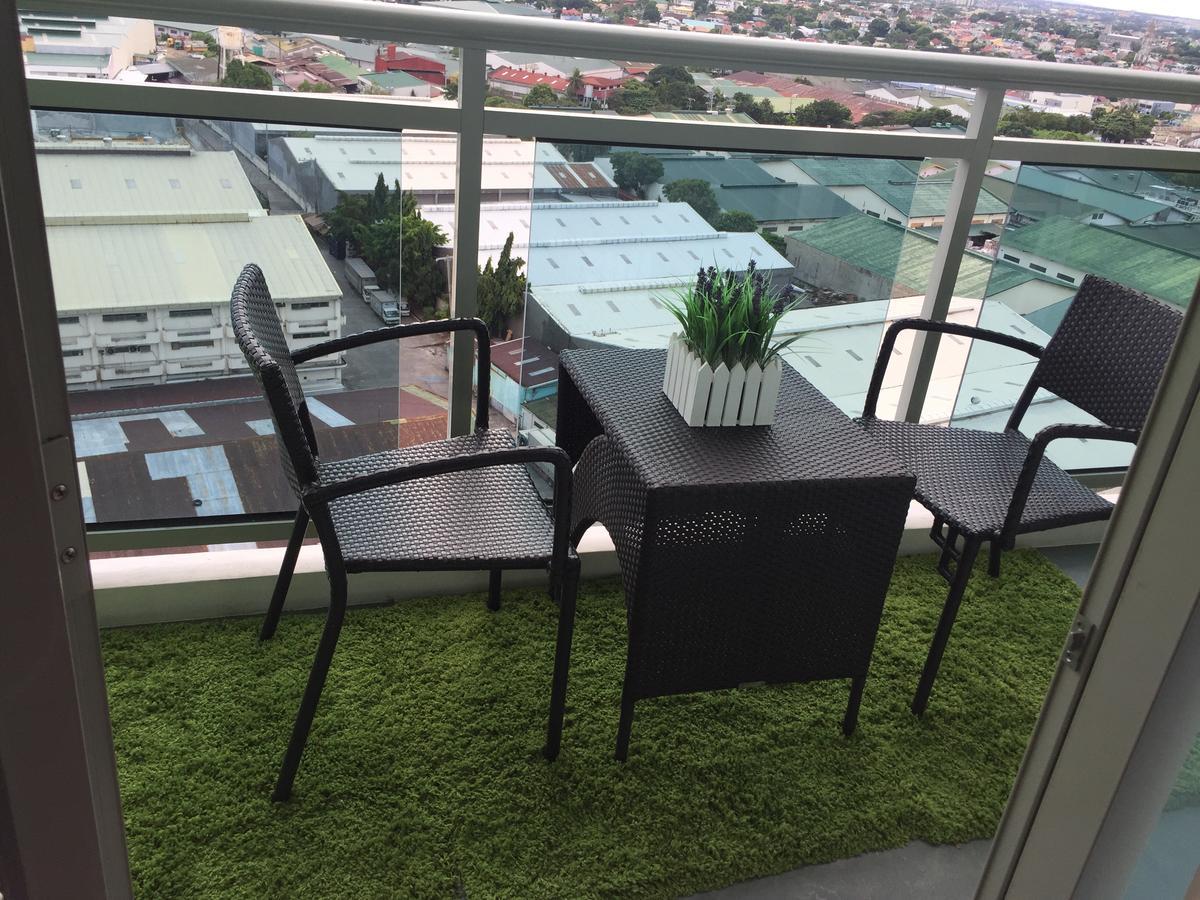Azure Urban Resort Res. Paranaque City Bagian luar foto