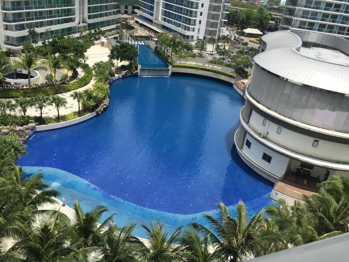 Azure Urban Resort Res. Paranaque City Bagian luar foto