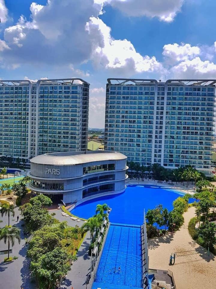 Azure Urban Resort Res. Paranaque City Bagian luar foto