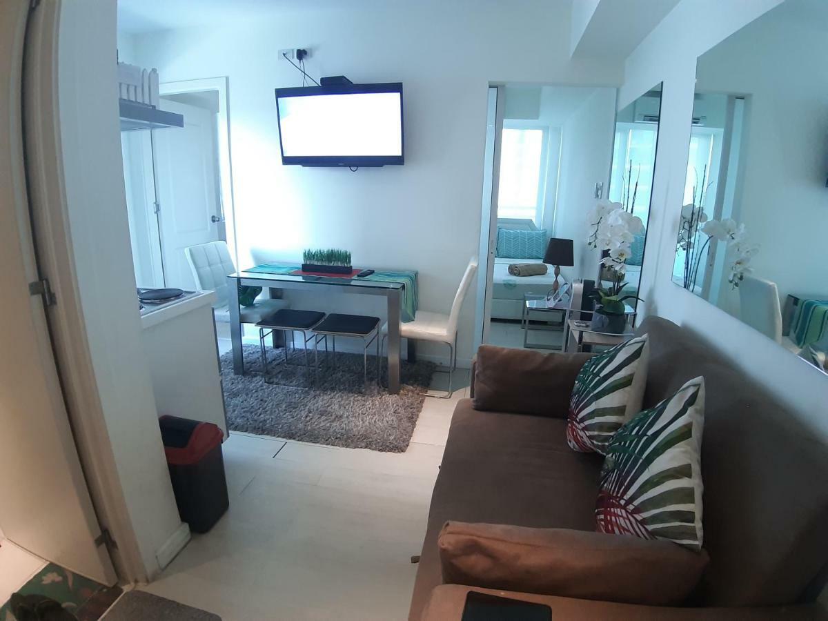 Azure Urban Resort Res. Paranaque City Bagian luar foto